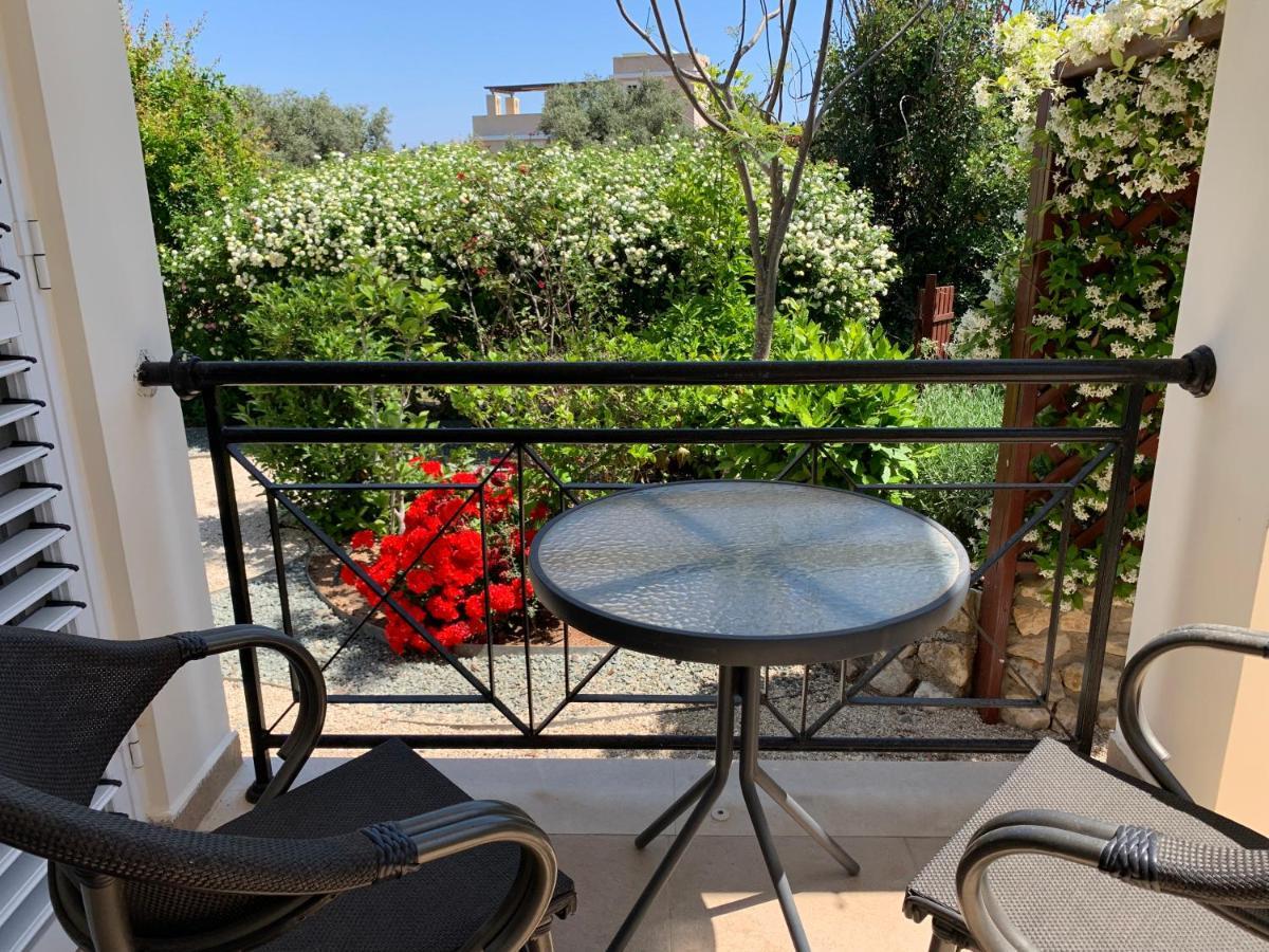 Beach Villa Sofia 네오 초리오 외부 사진