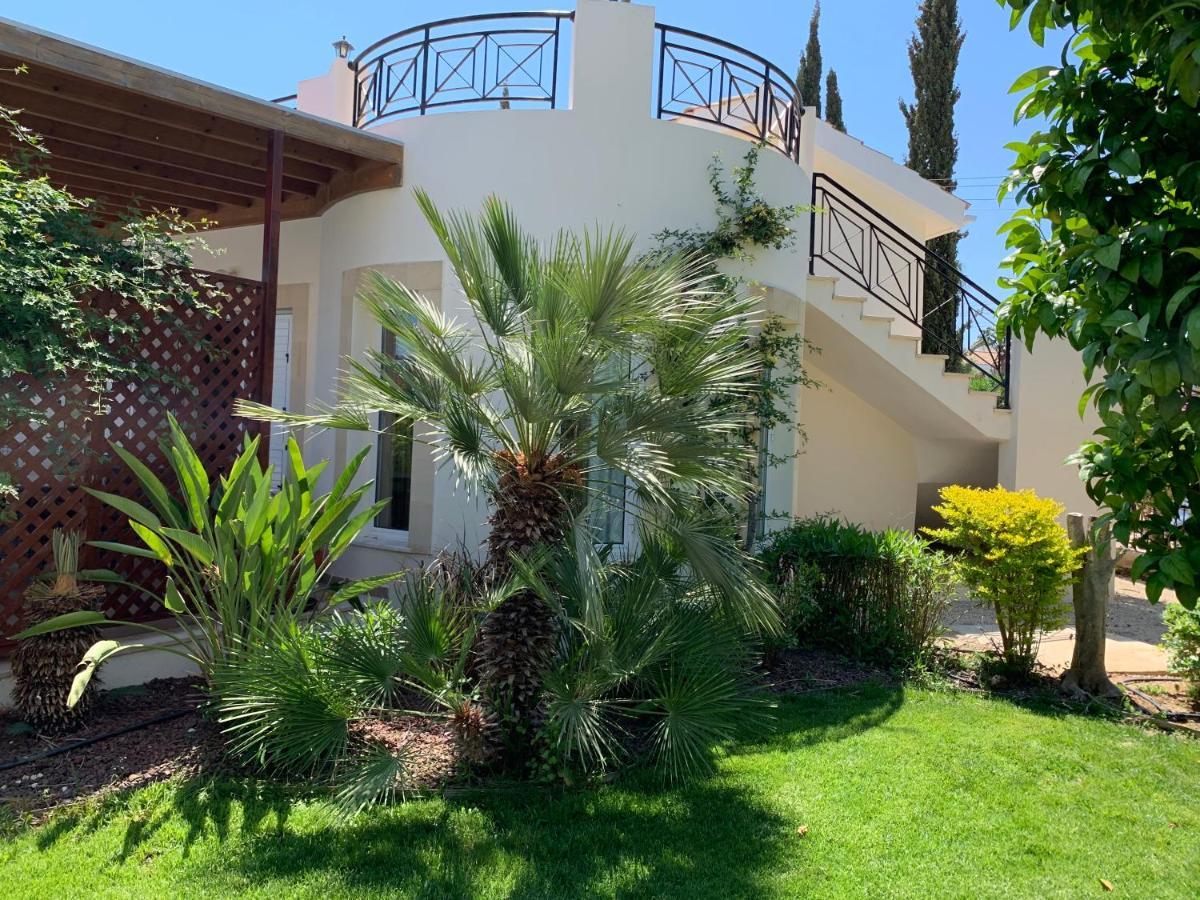 Beach Villa Sofia 네오 초리오 외부 사진