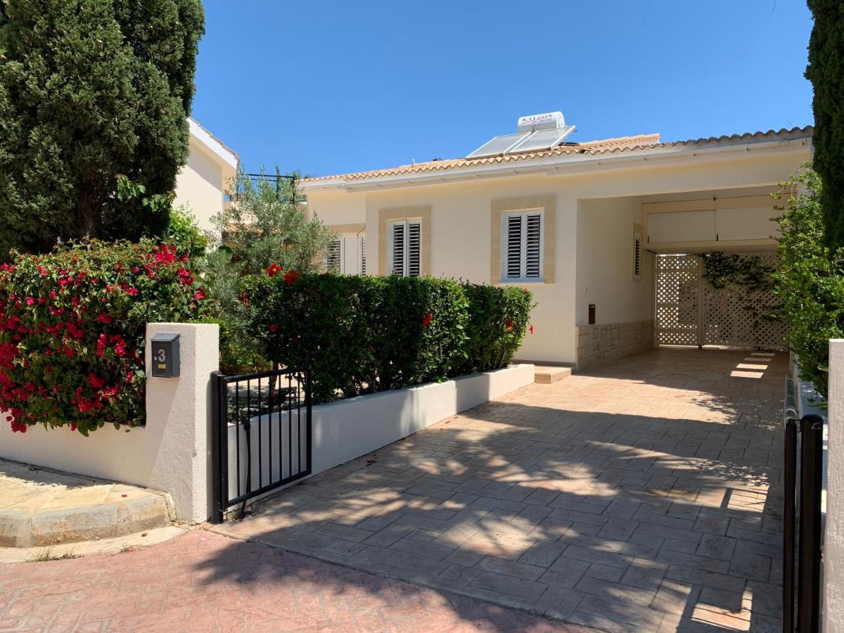 Beach Villa Sofia 네오 초리오 외부 사진