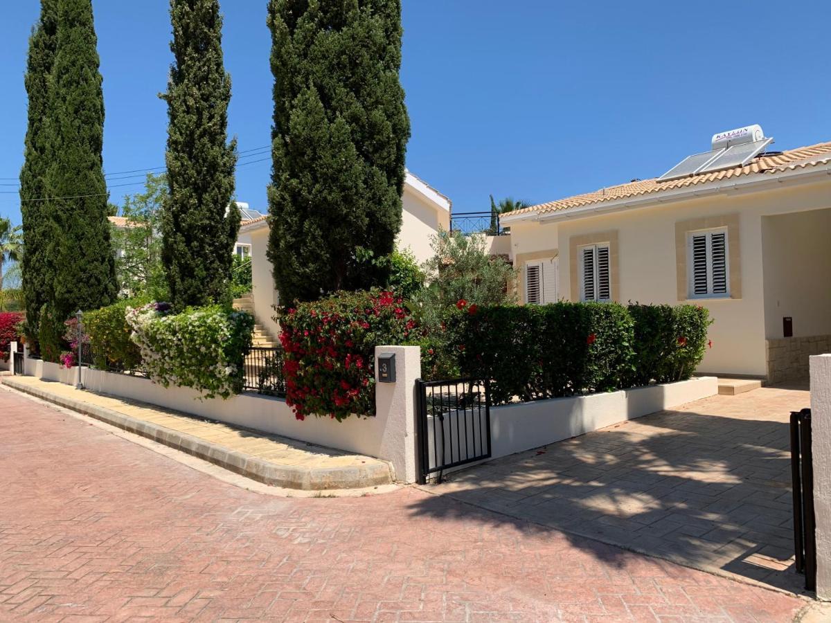 Beach Villa Sofia 네오 초리오 외부 사진