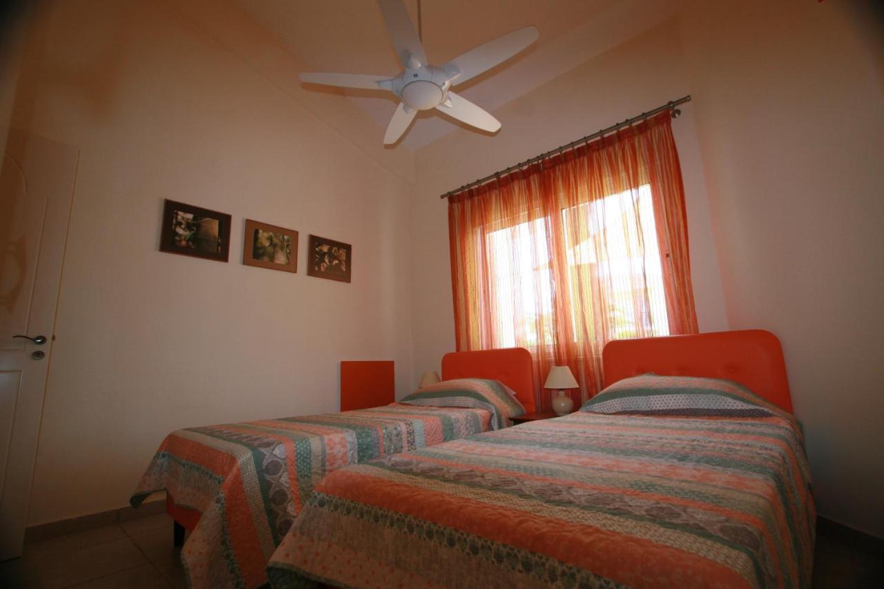 Beach Villa Sofia 네오 초리오 외부 사진